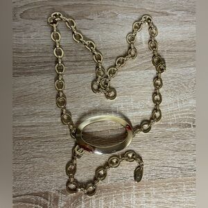 Vintage Liz Claiborne One Size Gold Tone Chain Buckle Metal Hip Belt